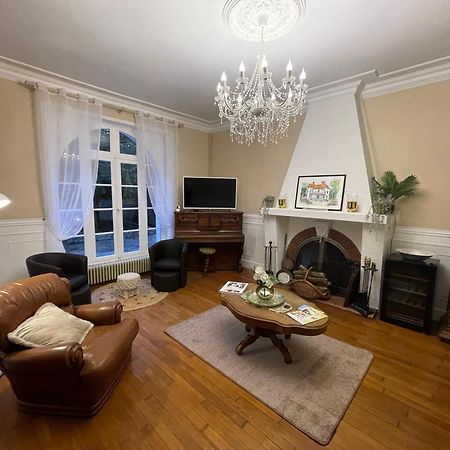Vue Du Chateau D'Excideuil En Chambres Ngoại thất bức ảnh