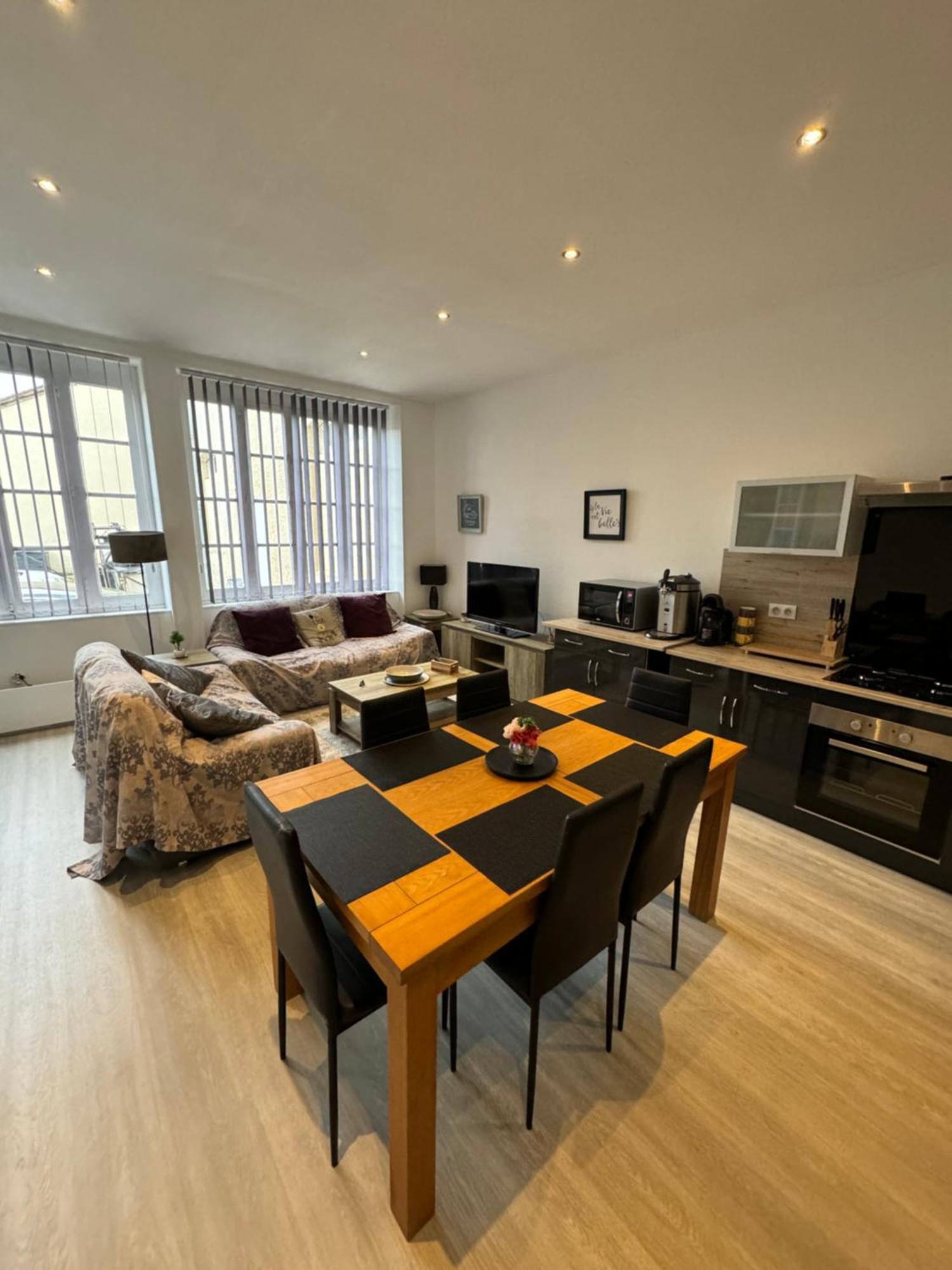 Vue Du Chateau D'Excideuil En Chambres Ngoại thất bức ảnh