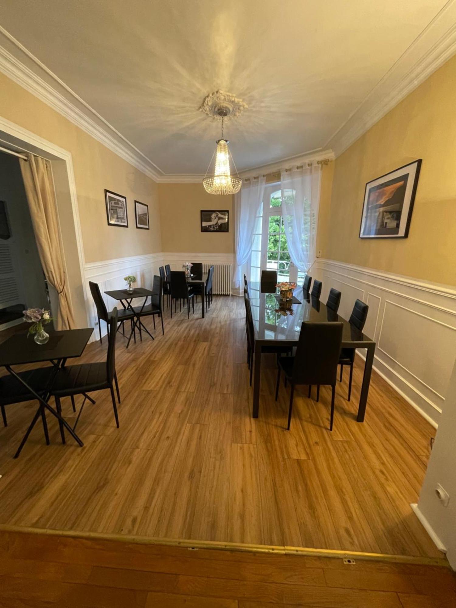 Vue Du Chateau D'Excideuil En Chambres Ngoại thất bức ảnh