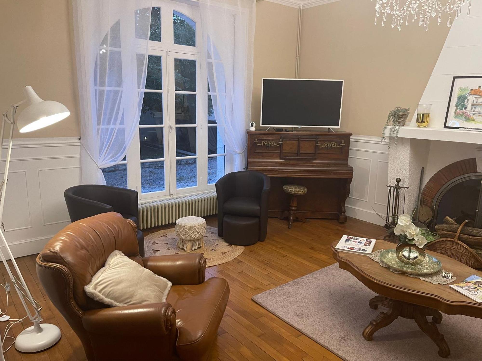 Vue Du Chateau D'Excideuil En Chambres Ngoại thất bức ảnh