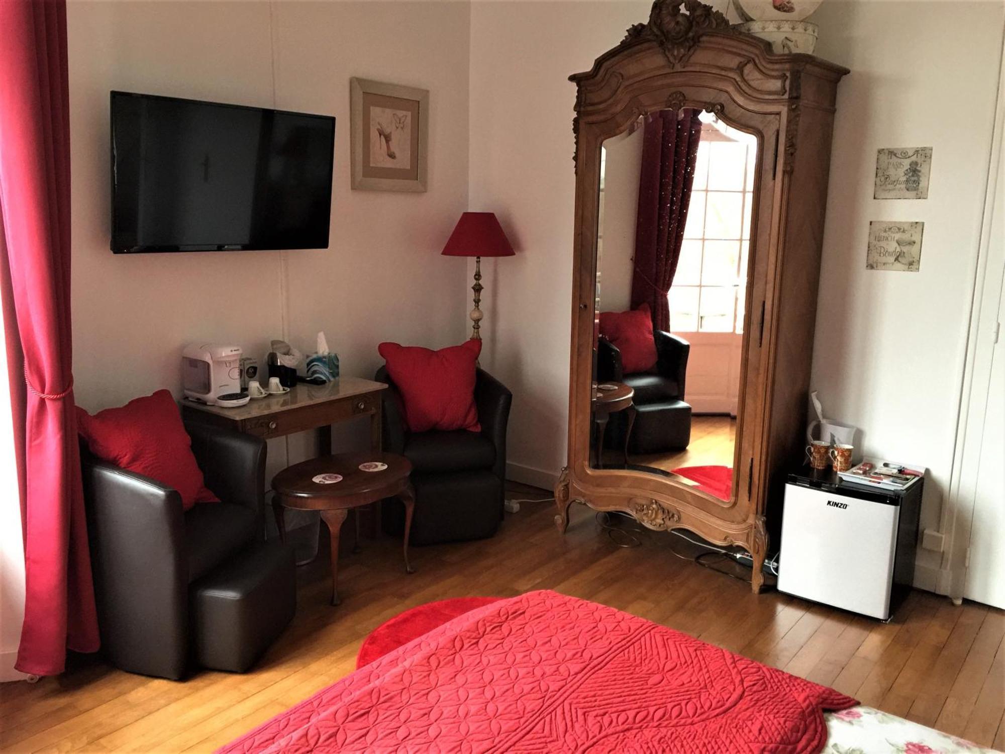 Vue Du Chateau D'Excideuil En Chambres Phòng bức ảnh